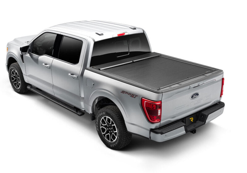 Roll-N-Lock 17-19 Ford F-250/F-350 Super Duty SB 80-3/8in A-Series Retractable Tonneau Cover Roll-N-Lock Tonneau Covers - Retractable  AXOPROS
