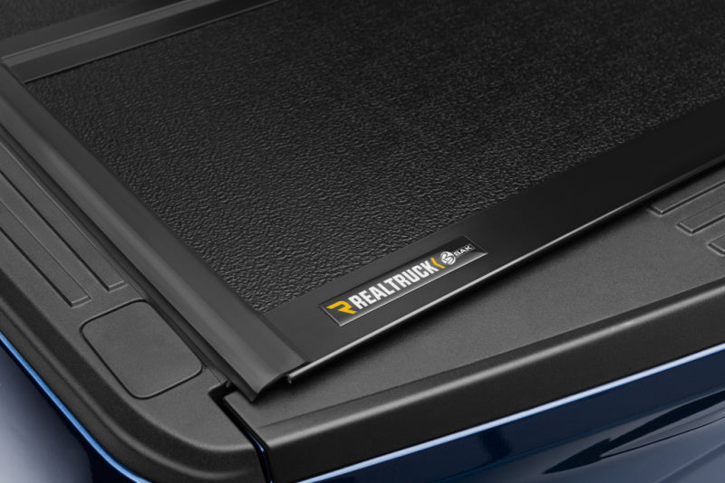 BAK 15-20 Ford F-150 5ft 6in Bed BAKFlip G2 BAK Tonneau Covers - Hard Fold  AXOPROS