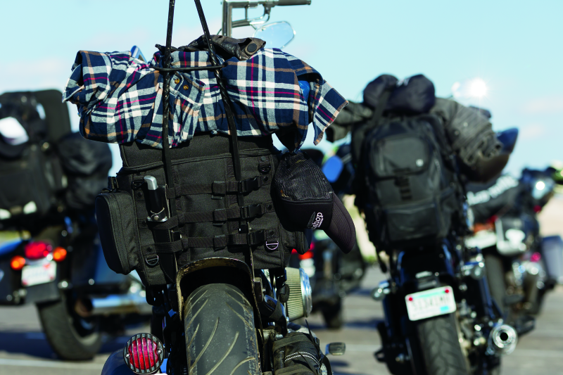 Kuryakyn Momentum Vagabond Bag Kuryakyn Bags - Bike Bags  AXOPROS