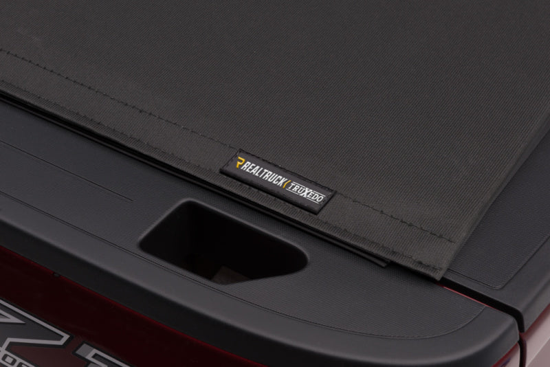 Truxedo 14-18 GMC Sierra & Chevrolet Silverado 1500 6ft 6in Pro X15 Bed Cover Truxedo Bed Covers - Roll Up  AXOPROS