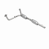 MagnaFlow Conv DF 96 Bronco F150/F250 2 Conv Magnaflow Catalytic Converter Direct Fit  AXOPROS
