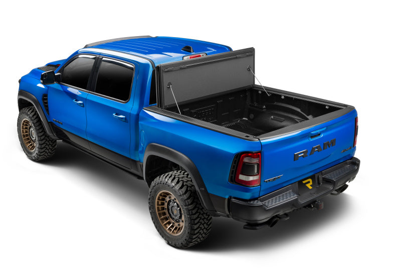 Extang 19-23 Chevy/GMC Silverado/Sierra 5.8ft. Bed Endure ALX Extang Tonneau Covers - Hard Fold  AXOPROS