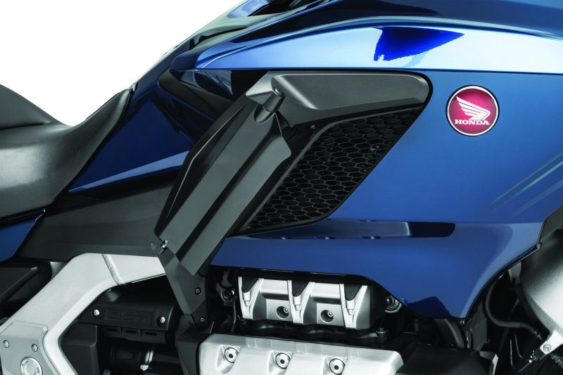 Kuryakyn Air Deflectors 18-Up Goldwing Dark Smoke Kuryakyn Wind Deflectors  AXOPROS