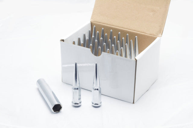 Wheel Mate Spiked Lug Nuts Set of 32 - Chrome 14x1.50 Wheel Mate Lug Nuts  AXOPROS