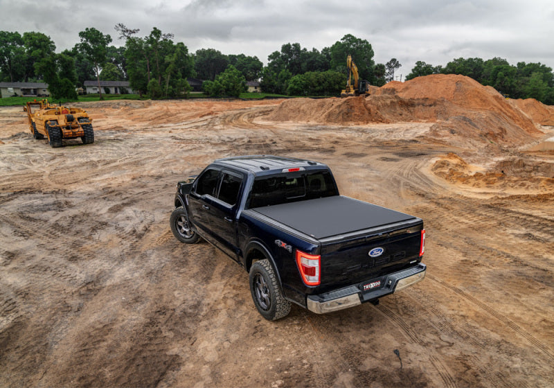 Truxedo 09-14 Ford F-150 5ft 6in Pro X15 Bed Cover Truxedo Bed Covers - Roll Up  AXOPROS