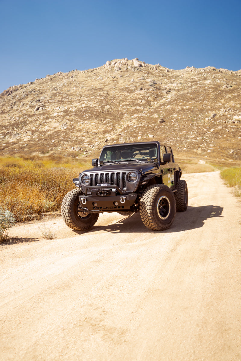 DV8 Offroad 07-23 Jeep Wrangler/Gladiator JT/JK/JL FS-25 Stubby Front Bumper w/Plated Bull Bar DV8 Offroad Bumpers - Steel  AXOPROS