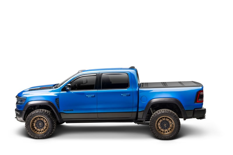 Extang 19-23 Chevy/GMC Silverado/Sierra 5.8ft. Bed Endure ALX Extang Tonneau Covers - Hard Fold  AXOPROS