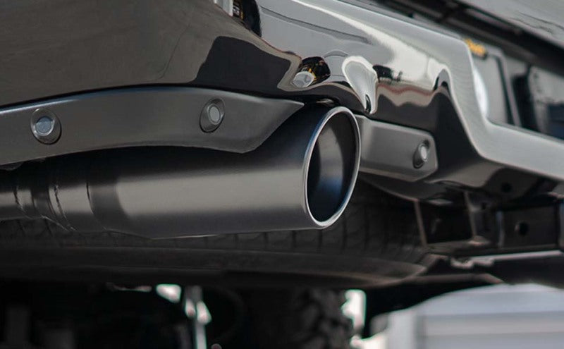 MagnaFlow 07-17 Jeep Wrangler JK 3.8/3.6L Dual Split Rear Exit Black Axle-Back Exhaust - AXOPROS Magnaflow Axle Back  