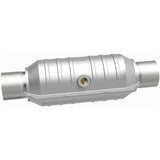 MagnaFlow Conv Univ 2.5inch Honda Magnaflow Catalytic Converter Universal  AXOPROS