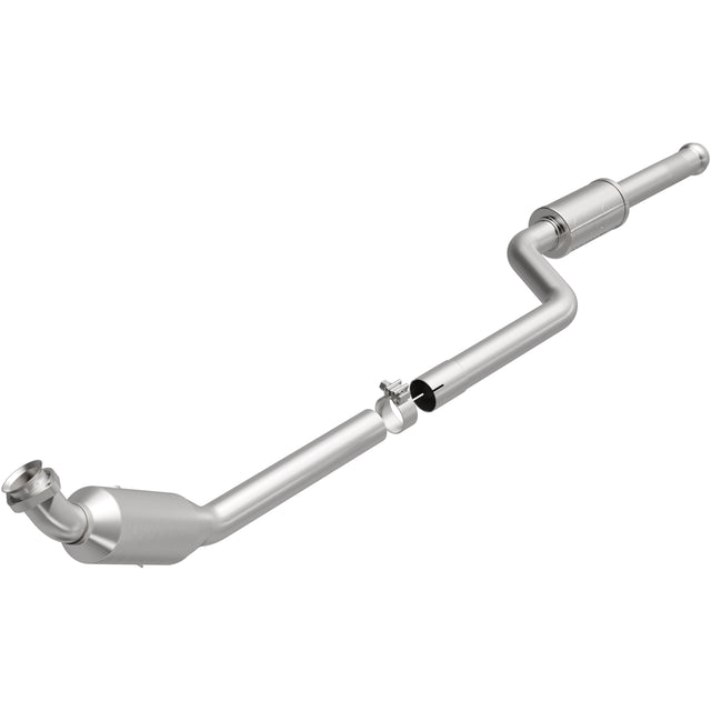 California Direct-Fit Catalytic Converter MagnaFlow Exhaust Products Catalytic Converter  AXOPROS