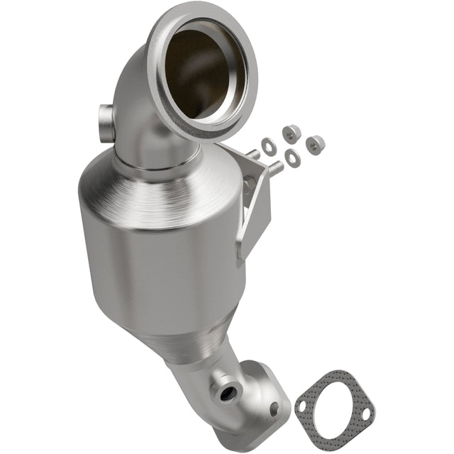 California Direct-Fit Catalytic Converter MagnaFlow Exhaust Products Catalytic Converter  AXOPROS