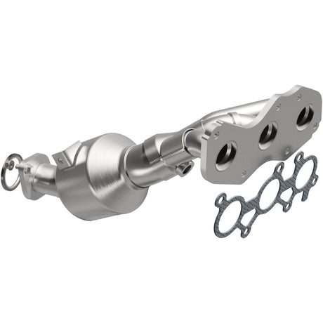 California Manifold Catalytic Converter MagnaFlow Exhaust Products Catalytic Converter with Integrated Exhaust Manifold  AXOPROS