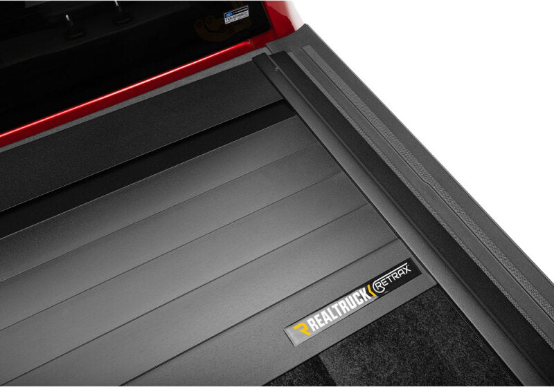 Retrax 21-22 Ford F-150 Super Crew/Super Cab (Incl. 2022 Lightning) 5.5ft Bed RetraxPRO MX Retrax Retractable Bed Covers  AXOPROS