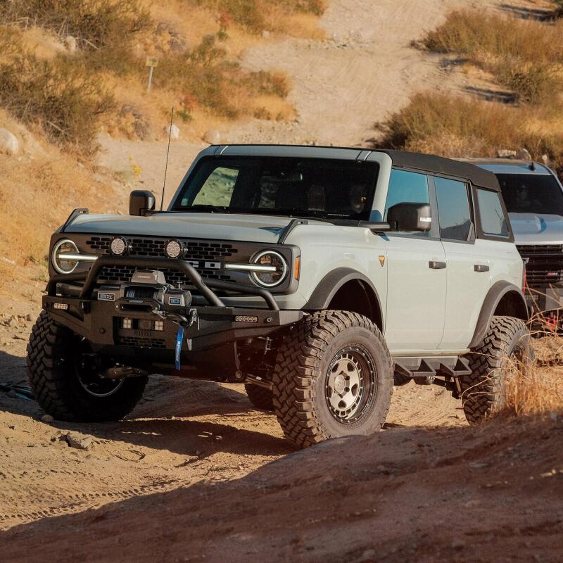 Westin 21-23 Bronco (Excl. Sport) XTS Round Bull Bar - Tex. Blk Westin Bull Bars  AXOPROS
