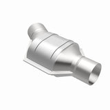 MagnaFlow Conv Universal 2.25 Angled Inlet OEM Magnaflow Catalytic Converter Universal  AXOPROS