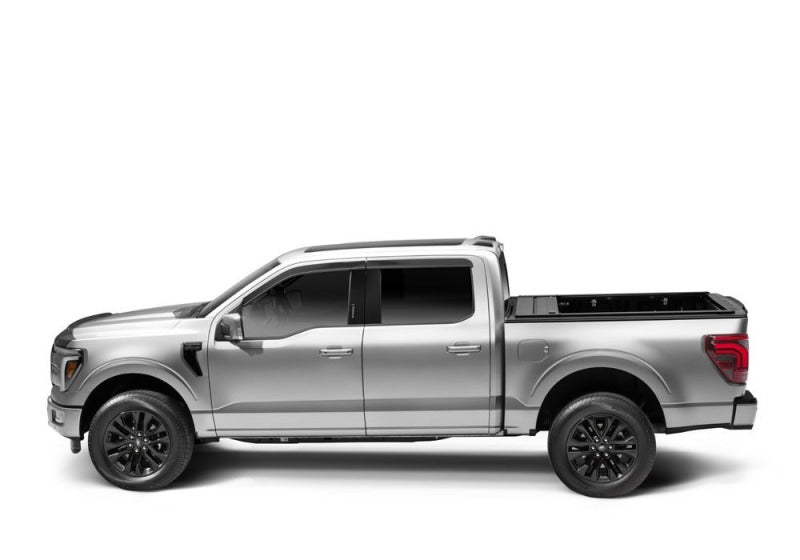 Retrax Retrax 20-26 Chev/GMC Silverado/Sierra 1500 6.5ft Bed (No Side Boxes) RetraxPRO EZ-Off FRC-4000 Retractable Bed Covers aftermarket performance part
