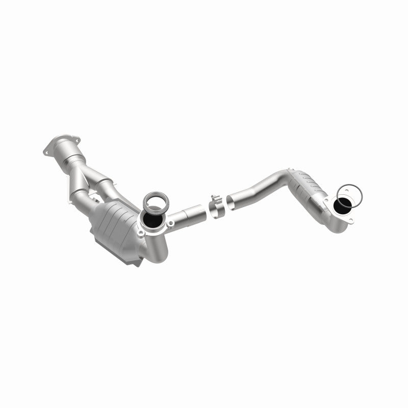 MagnaFlow Conv DF 06-09 Chevy Trailblazer SS 6.0L SS *NOT FOR SALE IN CALIFORNIA* Magnaflow Catalytic Converter Direct Fit  AXOPROS