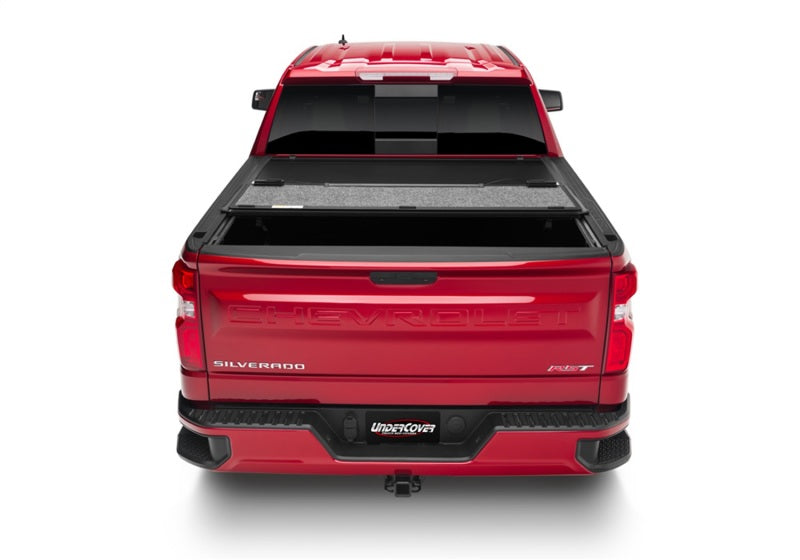 UnderCover 19-20 Chevy Silverado 1500 5.8ft Ultra Flex Bed Cover - Matte Black Finish Undercover Bed Covers - Folding  AXOPROS