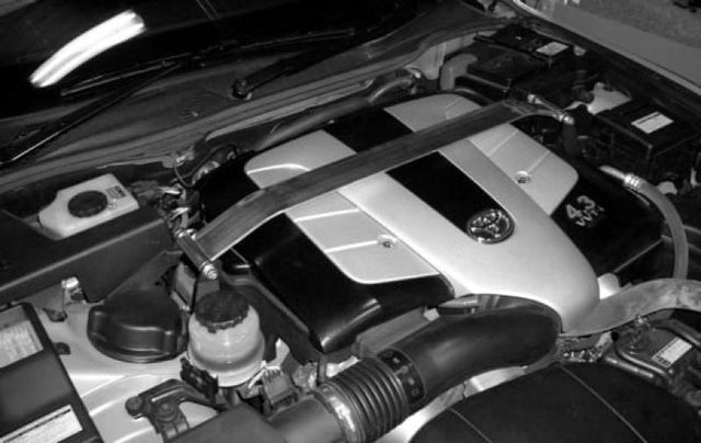 Cusco 01-10 Lexus SC430 UZZ40 4.3L 3UZ-FE V8 Strut Bar OS - Front Cusco Strut Bars  AXOPROS
