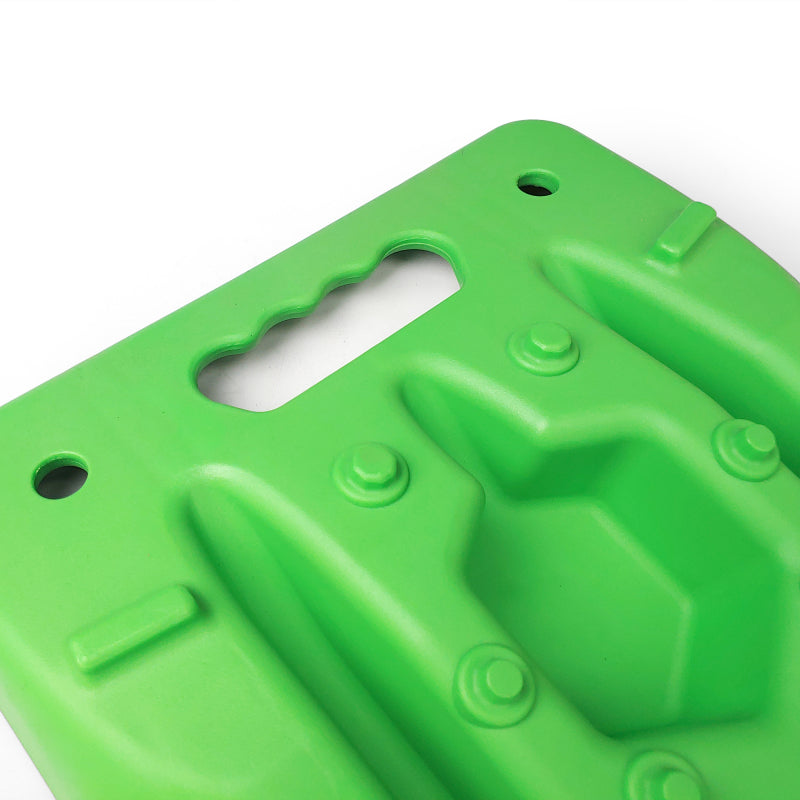 DV8 Offroad Recovery Traction Boards w/ Carry Bag - Green DV8 Offroad Recovery Boards  AXOPROS