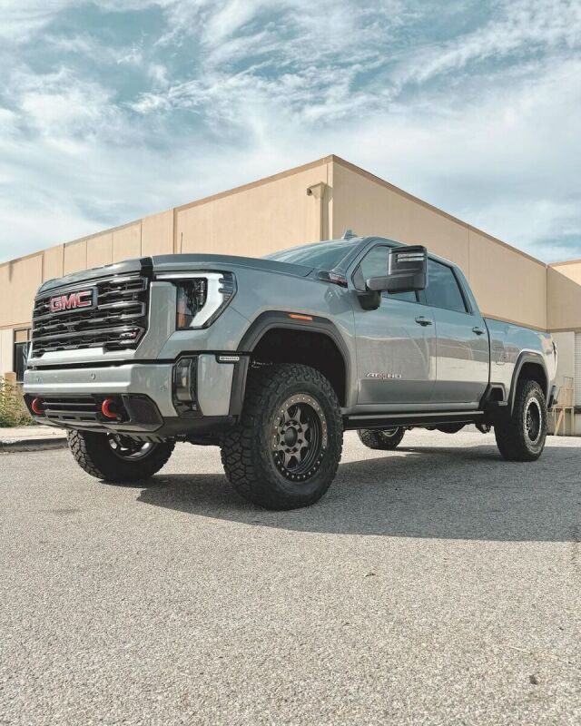 Cognito 11-19 Chevy/GMC Silv/Sierra 2500/3500 HD 2WD/4WD 3in Premier Leveling Kit w/ Fox PSRR 2.0 Cognito Leveling Kits  AXOPROS