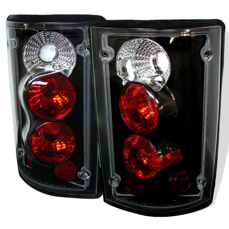 Spyder Ford Excursion 00-06/Econoline 150/250/350/450/550 95-06 Euro Tail Lights Blk ALT-YD-FEC00-BK SPYDER Tail Lights  AXOPROS