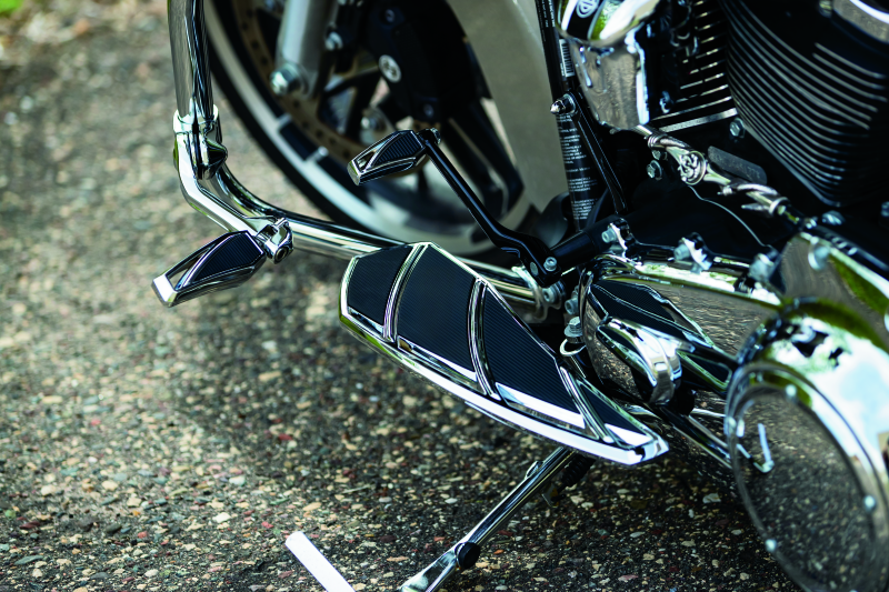Kuryakyn Phantom Shift Peg Chrome Kuryakyn Footpegs  AXOPROS