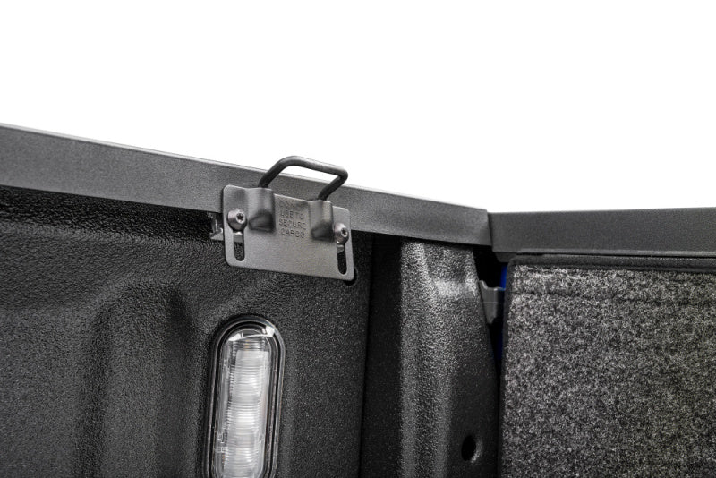 Extang 21-23 Ford F-150 (5ft. 7in. Bed) Solid Fold ALX Extang Bed Covers - Folding  AXOPROS