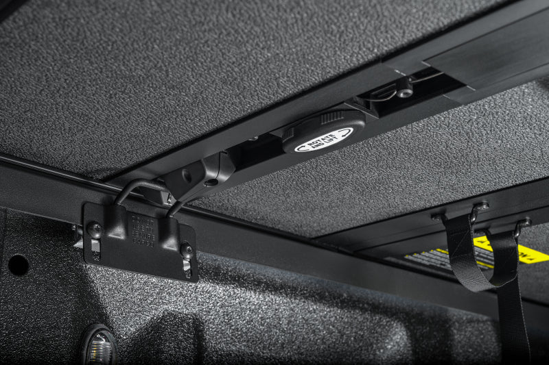 Extang 21-23 Ford F-150 (5ft. 7in. Bed) Solid Fold ALX Extang Bed Covers - Folding  AXOPROS