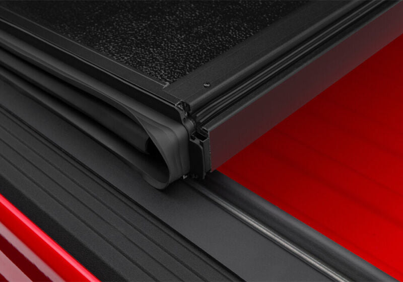 UnderCover 2020 Jeep Gladiator 5ft Flex Bed Cover Undercover Bed Covers - Folding  AXOPROS