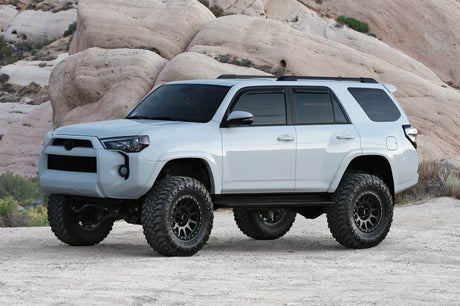 Fabtech 2015-21 Toyota 4Runner 4WD 6in Basic Sys w/Perf Shks Fabtech Lift Kits  AXOPROS
