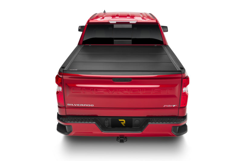 Undercover 2023 Chevrolet Colorado / GMC Canyon 5.2ft Short Bed Ultra Flex Bed Cover - Black Texture Undercover Bed Covers - Folding  AXOPROS