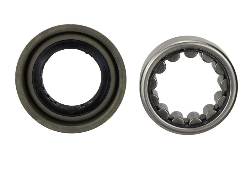 Ford Racing 8.8in Axle Bearing and Seal Kit Ford Racing Axle Seals  AXOPROS