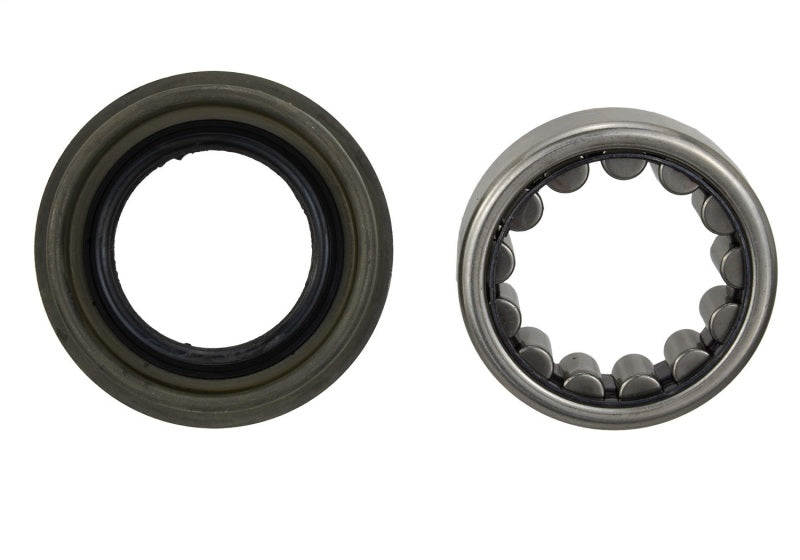 Ford Racing 8.8in Axle Bearing and Seal Kit Ford Racing Axle Seals  AXOPROS