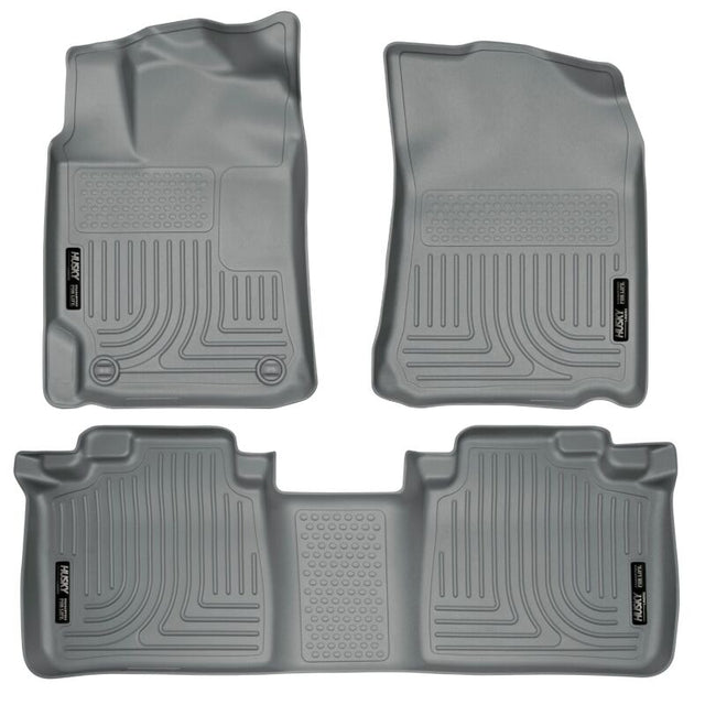 Husky Liners 07-11 Toyota Camry (All) WeatherBeater Combo Gray Floor Liners (One Piece for 2nd Row) Husky Liners Floor Mats - Rubber  AXOPROS