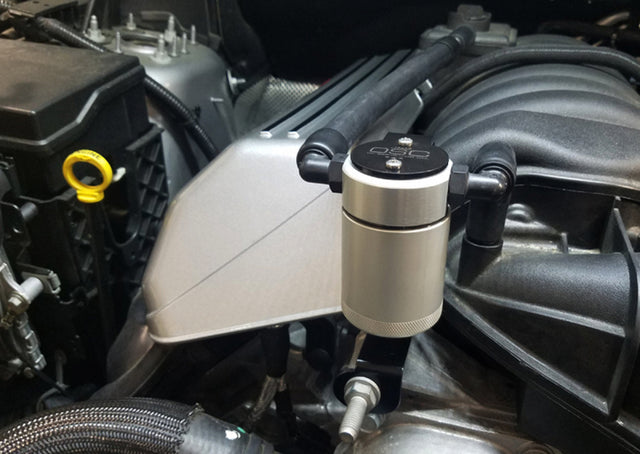 J&L 11-24 Dodge Charger SRT 6.4L Hemi Passenger Side Oil Separator 3.0 - Clear Anodized J&L Oil Separators  AXOPROS