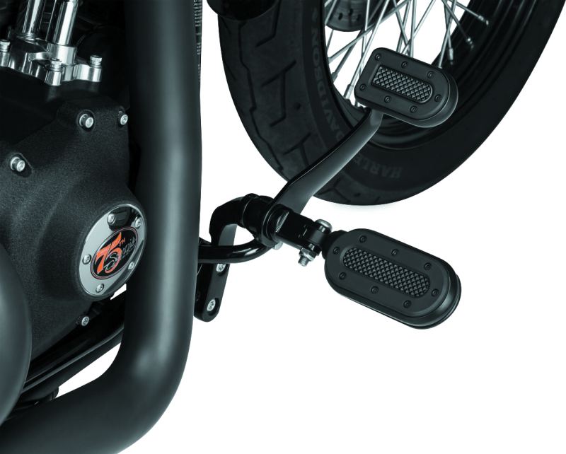 Kuryakyn Heavy Industry Switchblade With Adapter Satin Black Kuryakyn Footpegs  AXOPROS