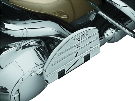 Kuryakyn ISO Passenger Floorboards Chrome Kuryakyn Footpegs  AXOPROS