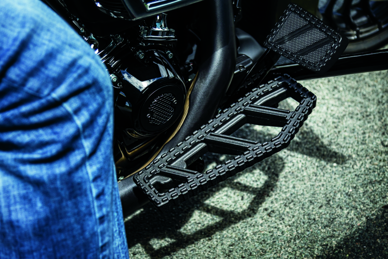 Kuryakyn Riot Brake Pedal Pad FL Models Satin Black Kuryakyn Pedals  AXOPROS