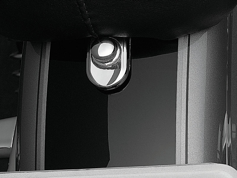 Kuryakyn Seat Beauty Cap & Thumb Screw Combo Chrome Kuryakyn Seat Releases  AXOPROS