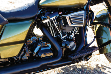 Kuryakyn Servo Cover Milwaukee-8 With Kuryakyn Air Cleaners Chrome Kuryakyn Air Intake Components  AXOPROS