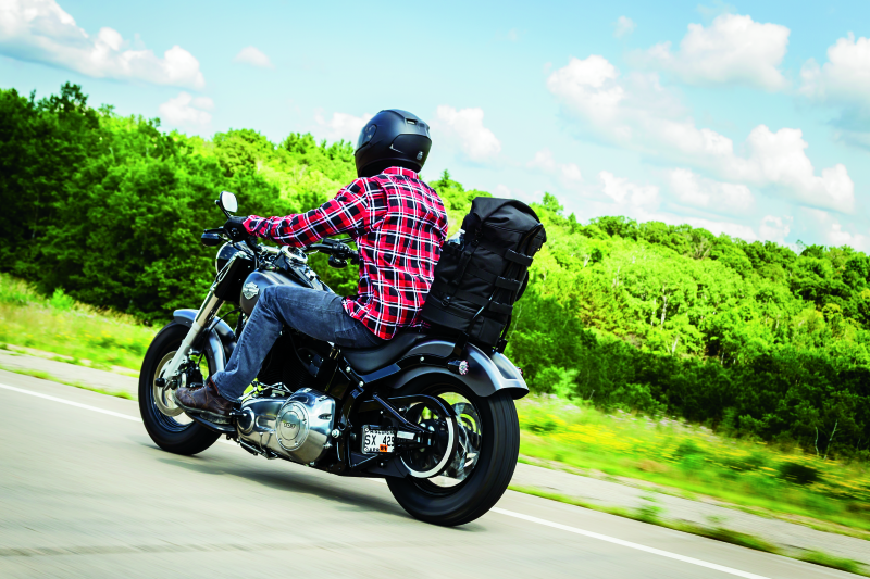 Kuryakyn Side Mount License Plate Holder Clamp 86-17 Softails Gloss Black Kuryakyn License Plate Relocation  AXOPROS