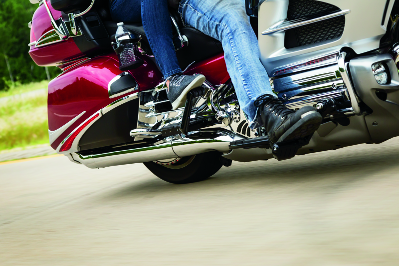 Kuryakyn Transformer Floorboards 01-17 Honda GL1800 Black Kuryakyn Footpegs  AXOPROS