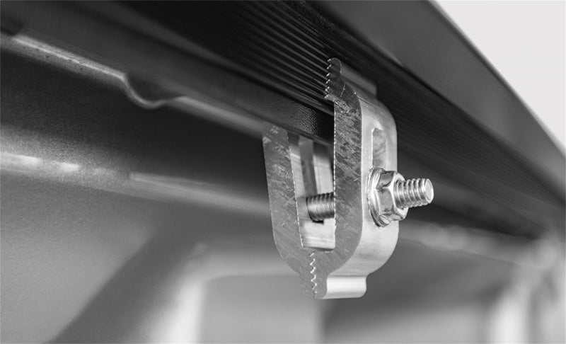 LOMAX Stance Hard Cover 04-20 Ford F-150 (Except 04 Heritage) 5ft 6in Box Access