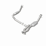 MagnaFlow Conv DF 02-06 Cadillac Escalade / 02-06 Chevy Avalanche 5.3L Dual Conv Y-Pipe Assembly 2WD Magnaflow Catalytic Converter Direct Fit  AXOPROS