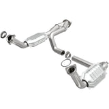 MagnaFlow Conv DF 02-06 Cadillac Escalade / 02-06 Chevy Avalanche 5.3L Dual Conv Y-Pipe Assembly 2WD Magnaflow Catalytic Converter Direct Fit  AXOPROS
