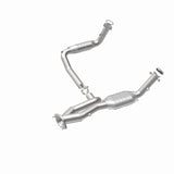 MagnaFlow Conv DF 02-06 Cadillac Escalade / 02-06 Chevy Avalanche 5.3L Dual Conv Y-Pipe Assembly 2WD Magnaflow Catalytic Converter Direct Fit  AXOPROS