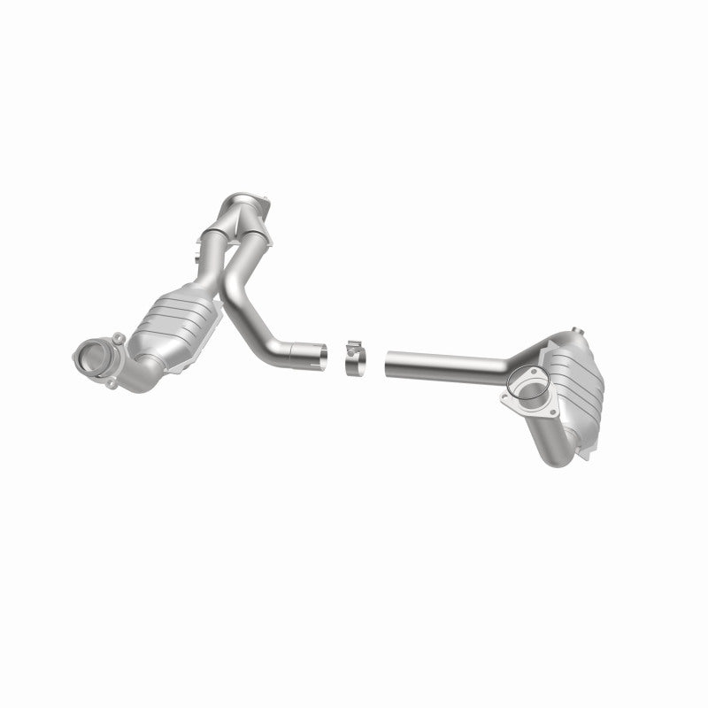 MagnaFlow Conv DF 02-06 Cadillac Escalade / 02-06 Chevy Avalanche 5.3L Dual Conv Y-Pipe Assembly 2WD Magnaflow Catalytic Converter Direct Fit  AXOPROS