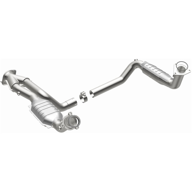 MagnaFlow Conv DF 02-06 Cadillac Escalade / 02-06 Chevy Avalanche 5.3L Dual Conv Y-Pipe Assembly 2WD Magnaflow Catalytic Converter Direct Fit  AXOPROS