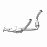 MagnaFlow Conv DF 06-07 Jeep Commander / 05-10 Grand Cherokee 5.7L Y-Pipe Assy (49 State) Magnaflow Catalytic Converter Direct Fit  AXOPROS